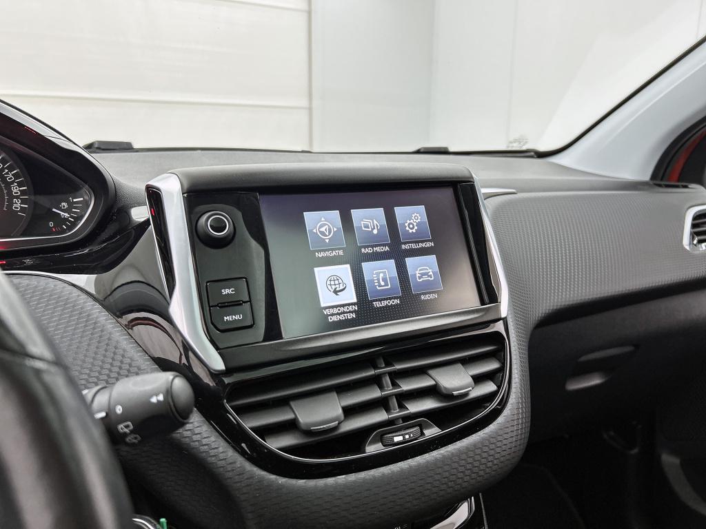 Peugeot 208 110 pk allure | rijklaar | panoramadak | apple carplay | parkee