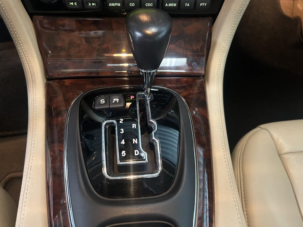 Jaguar Xj 3.0 v6