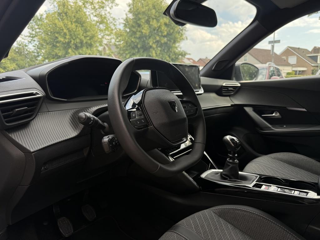 Peugeot 2008 1.2 puretech allure - 360 graden camera - adaptieve cruise con