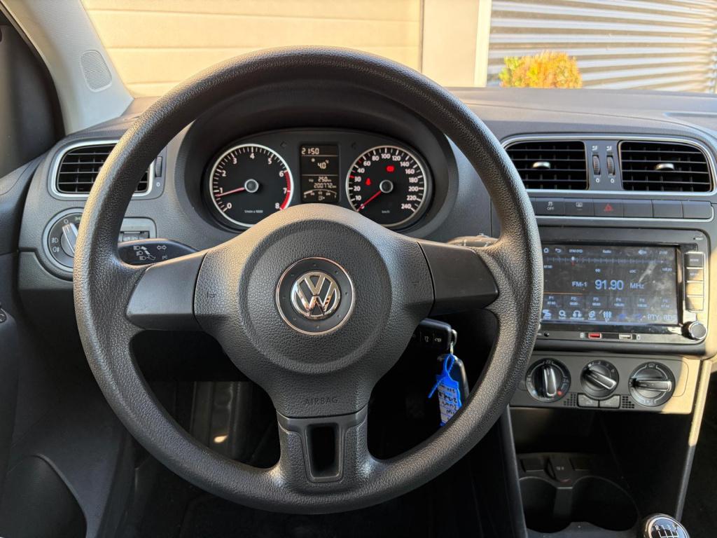 Volkswagen Polo 1.4-16v comfortline/lichtmetaal/carplay/airco/black edition