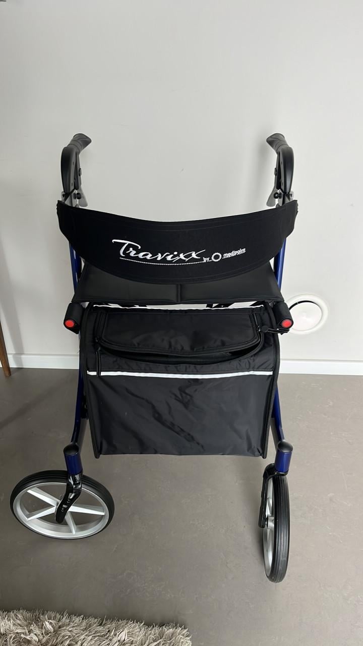 Rollator Travixx de luxe Dark Blue mt. M recent gekocht 2024