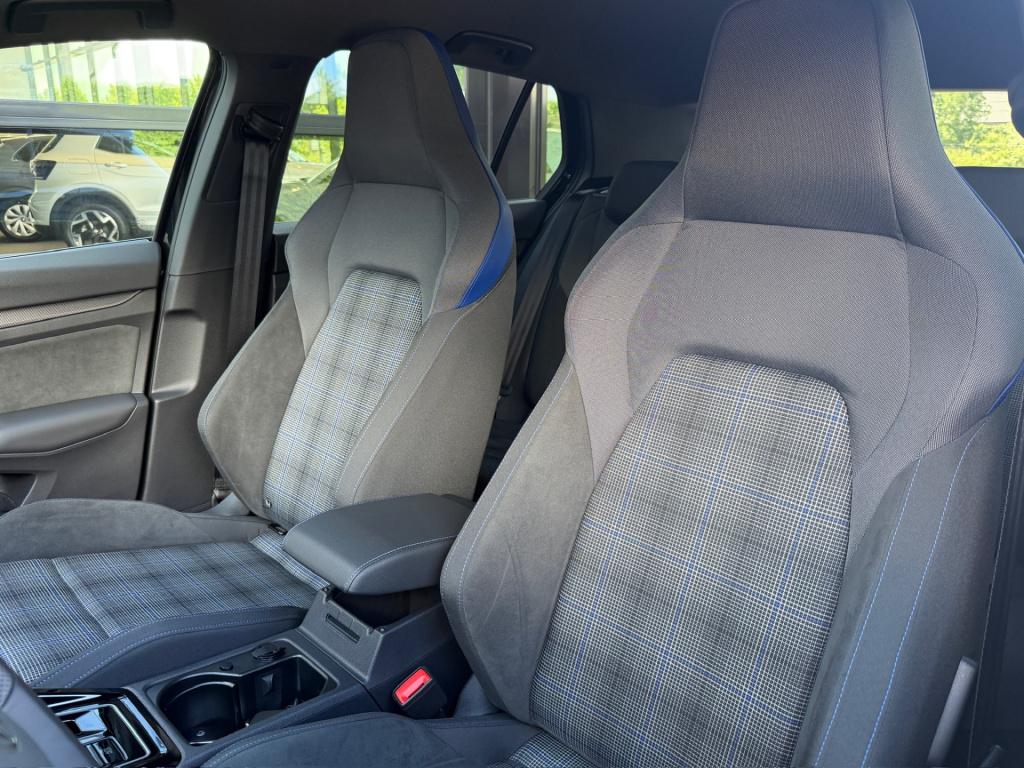 Volkswagen Golf 1.5 ehybrid gte 272pk | trekhaak | led mistlampen | iq ligh
