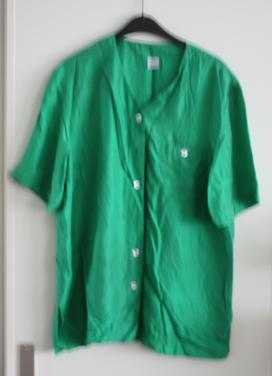 Groene glimende blouse  maat 44