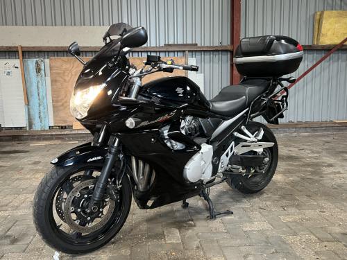 Nette Suzuki Bandit S 1250