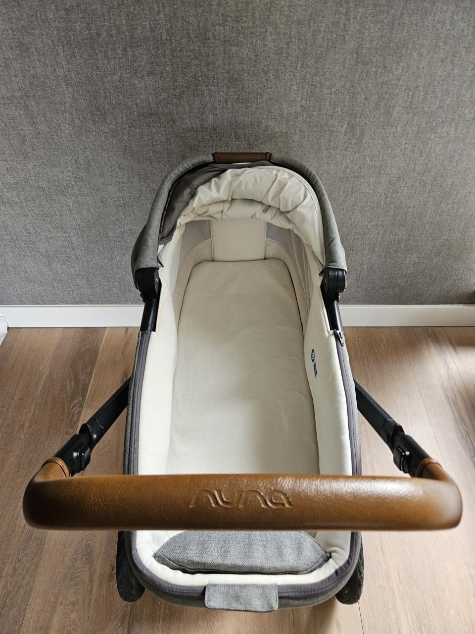 Nuna Mixx Next kinderwagen COMPLEET inclusief autostoel en 2 x base!