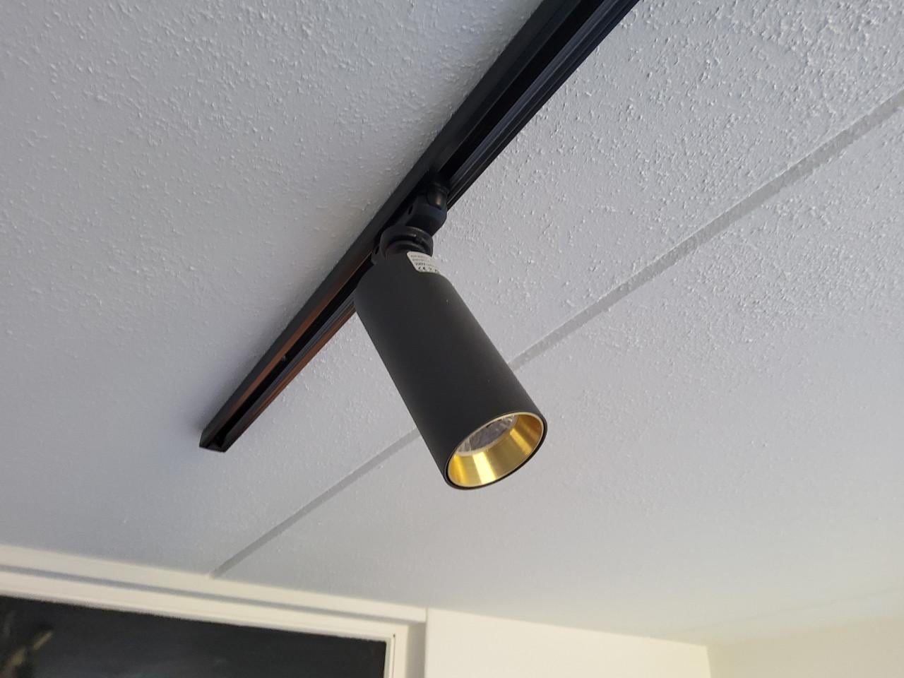 Zwarte rails (12 meter) inclusief 12 ledspots