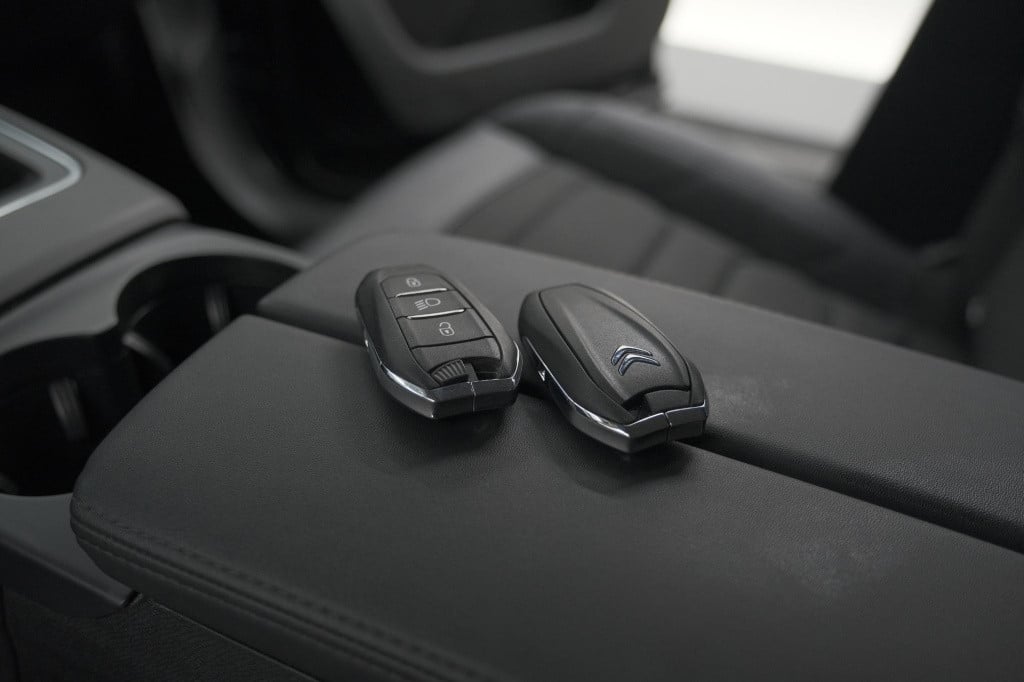 Citroen C5 Aircross hybrid 136 e-dcs7 plus | camera | apple carplay | parke