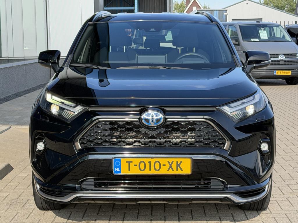 Toyota Rav4 2.5 plug-in hybrid awd style | trekhaak | head-up | bear-lock |