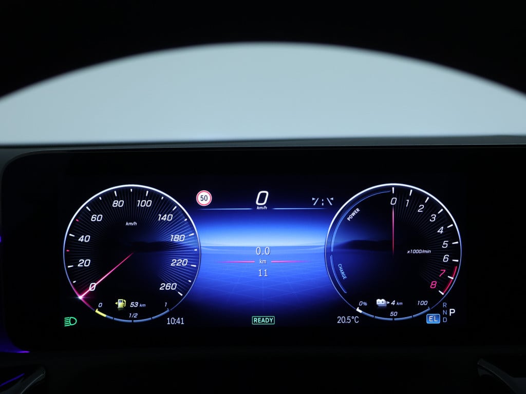Mercedes-Benz A-Klasse 250 e business solution amg | nightpakket | parkeerp