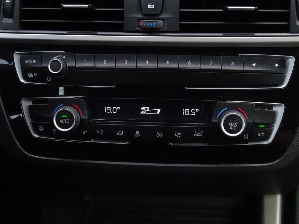 BMW 1 Serie 118i executive | led | navi | bluetooth
