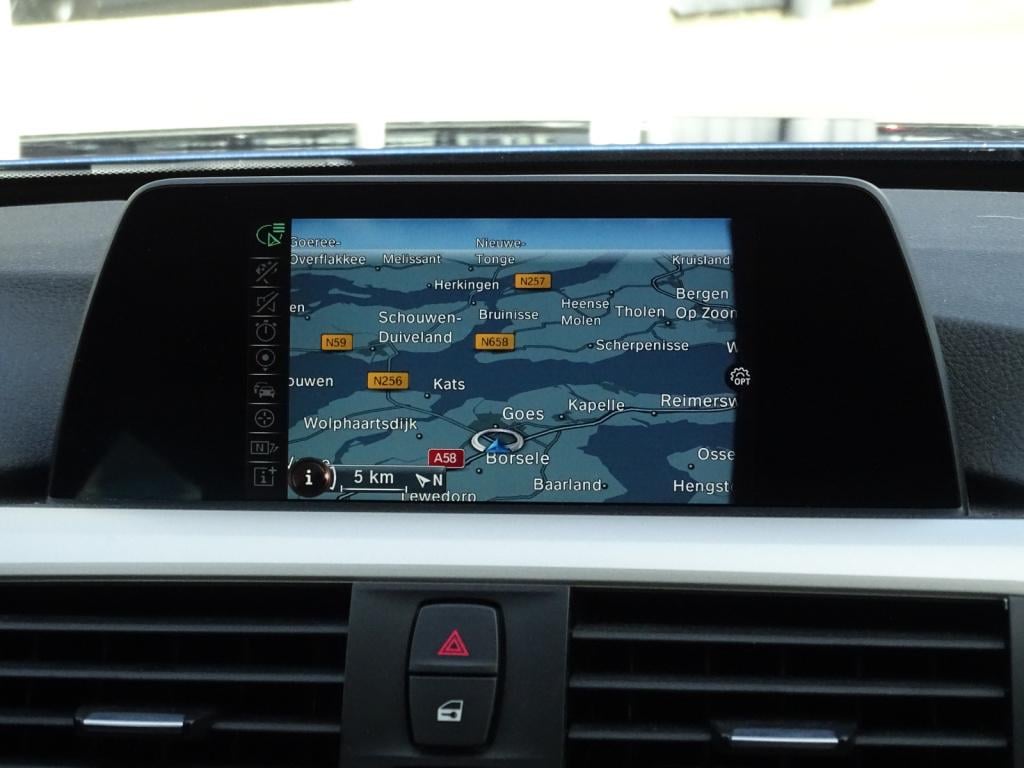 BMW 3-serie touring 318i executive automaat
