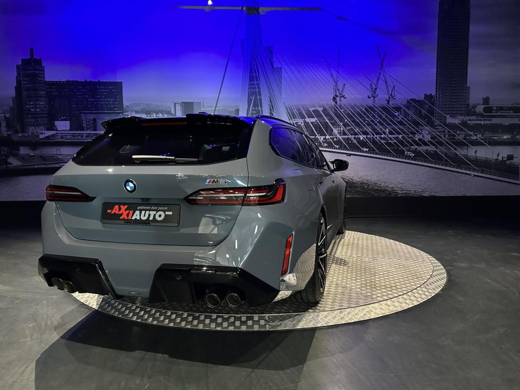 BMW M5 5-serie touring *keramisch*diverspack*comfortpack*drivass*carbon*pan