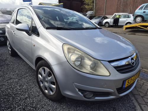 Opel Corsa 1.2-16V Automaat Apk 30-3-2027