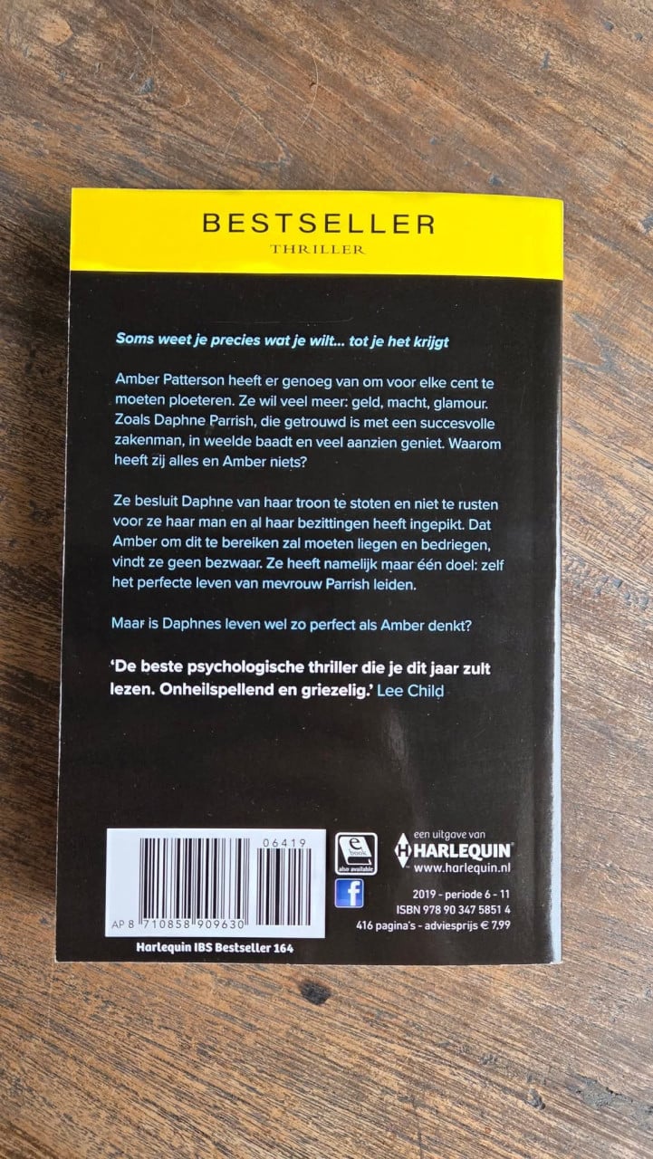 👁 Thriller De kraamhulp van Esther Verhoef