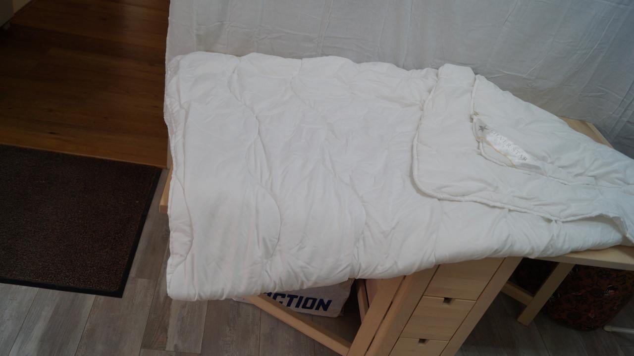 Silverstar zomerdekbed wit 200 x 200 cm.