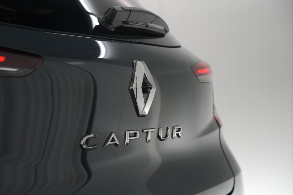 Renault Captur mild hybrid 140 edc techno | pack winter | camera | navigati