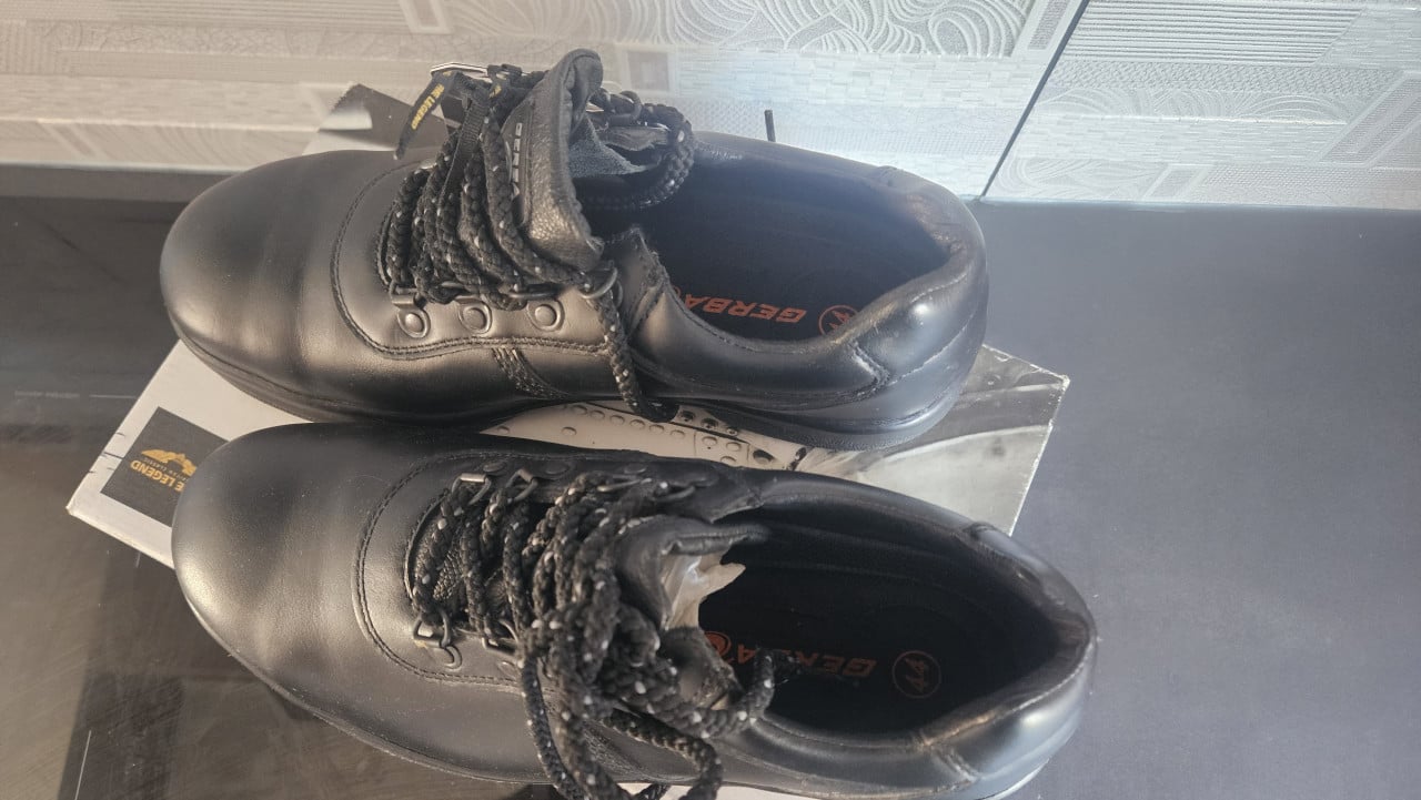 Nieuwe Gerba veiligheidsschoenen maat 44