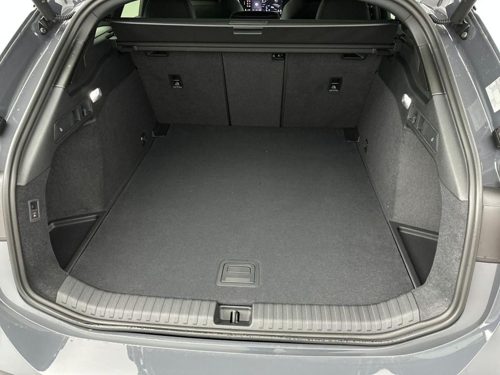 Audi A6 Avant E-tron s edition e-tron 100kwh 270 kw / 367 pk avant elek