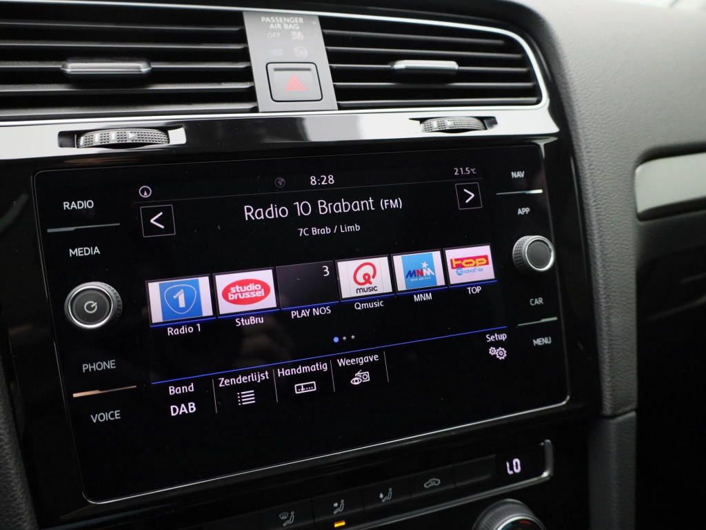 Volkswagen Golf variant 1.0 tsi comfortline | iq-drive | lmv | navigatie | 
