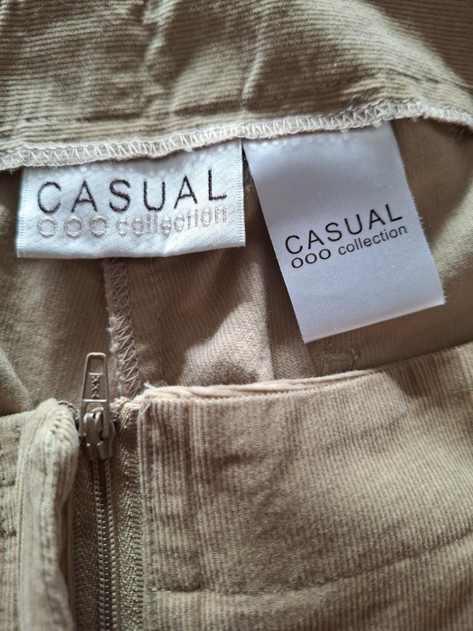 Casual collection broek ribfluweel. Camel. Maat 44. Nieuw.