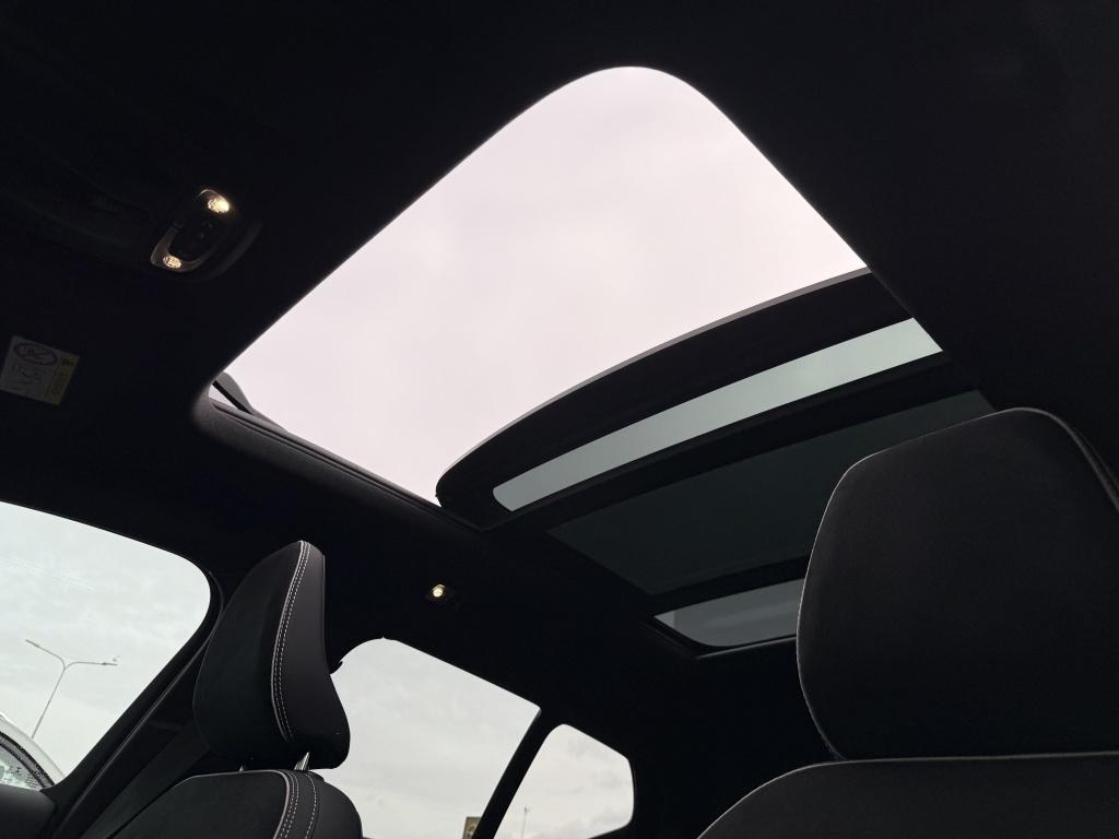 Volvo XC40 t5 262pk recharge ultimate dark| panodak| adap.cruise| camera| e