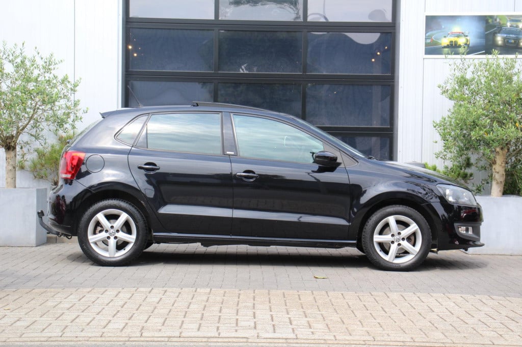 Volkswagen Polo 1.2 tsi highline - trekhaak - stoel verw - schuifkanteldak 