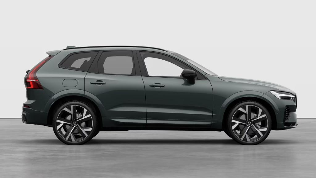 Volvo XC60 t6 awd gt plus dark 22"
