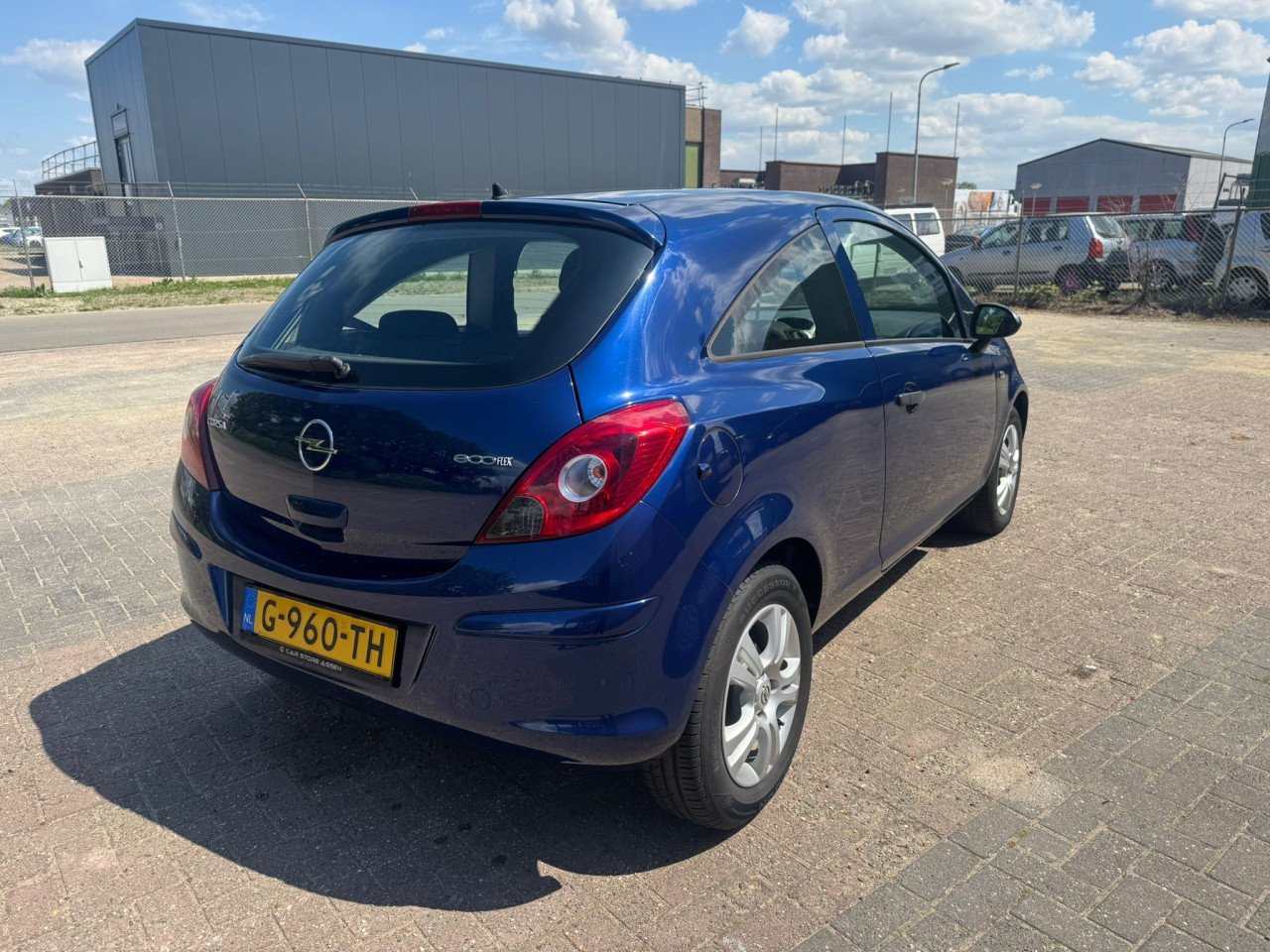 Opel corsa 2009  1750 euro