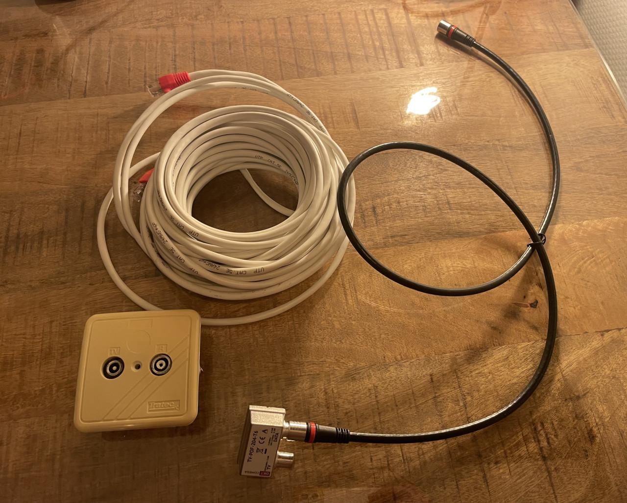 Nieuwe internet kabel + coax installatie