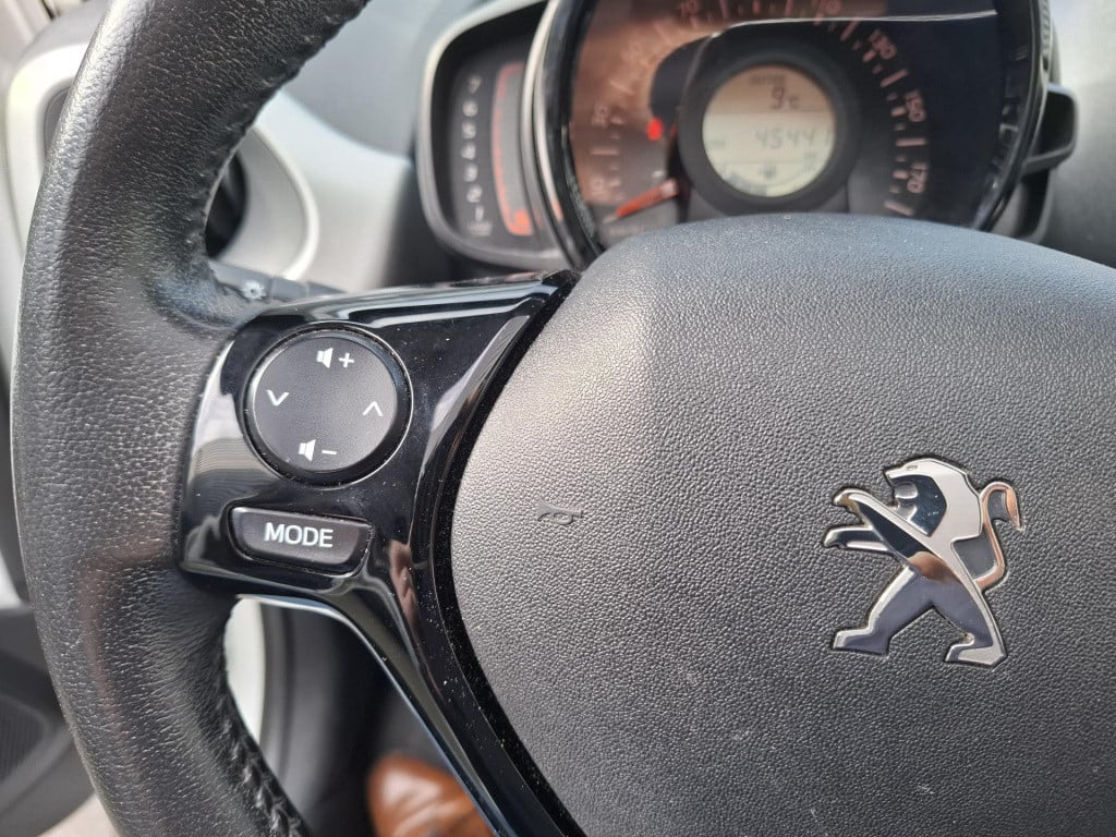 Peugeot 108 1.0 e-vti allure cabrio top! airco/cam/lmv 5-drs