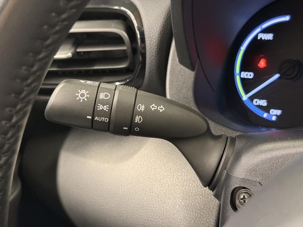 Toyota Yaris Cross 1.5 hybrid first ed| stoel+stuur verw| adap.cruise| trek
