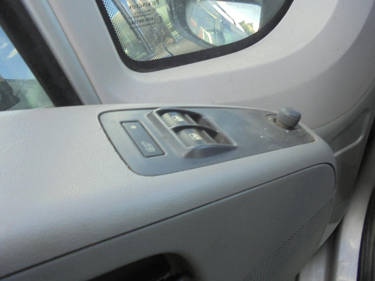 Peugeot Boxer 330 L1H1 uit 2010 Met motor schade ( rijd baar ) 224.651 Km
