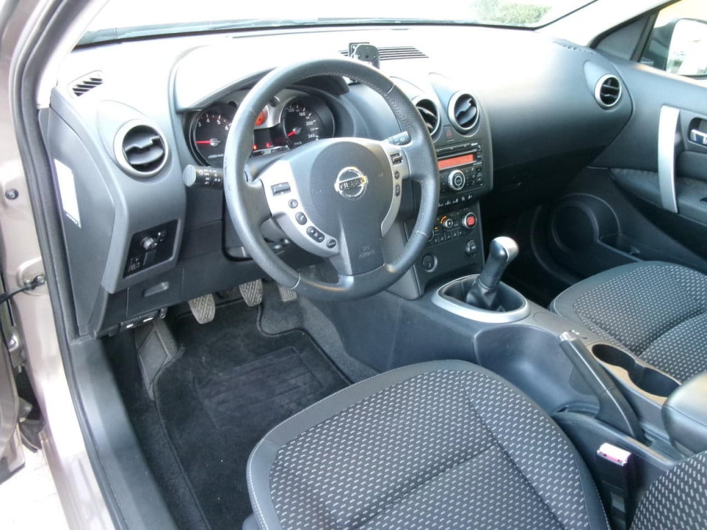 Nissan Qashqai 1.6 airco, cr.contr., panoramadak, trekhaak
