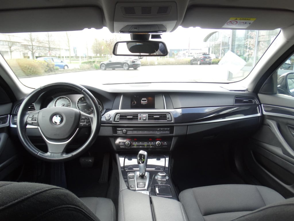 BMW 5 Serie 520i executive sportline|automaat|orgineel nl geleverd