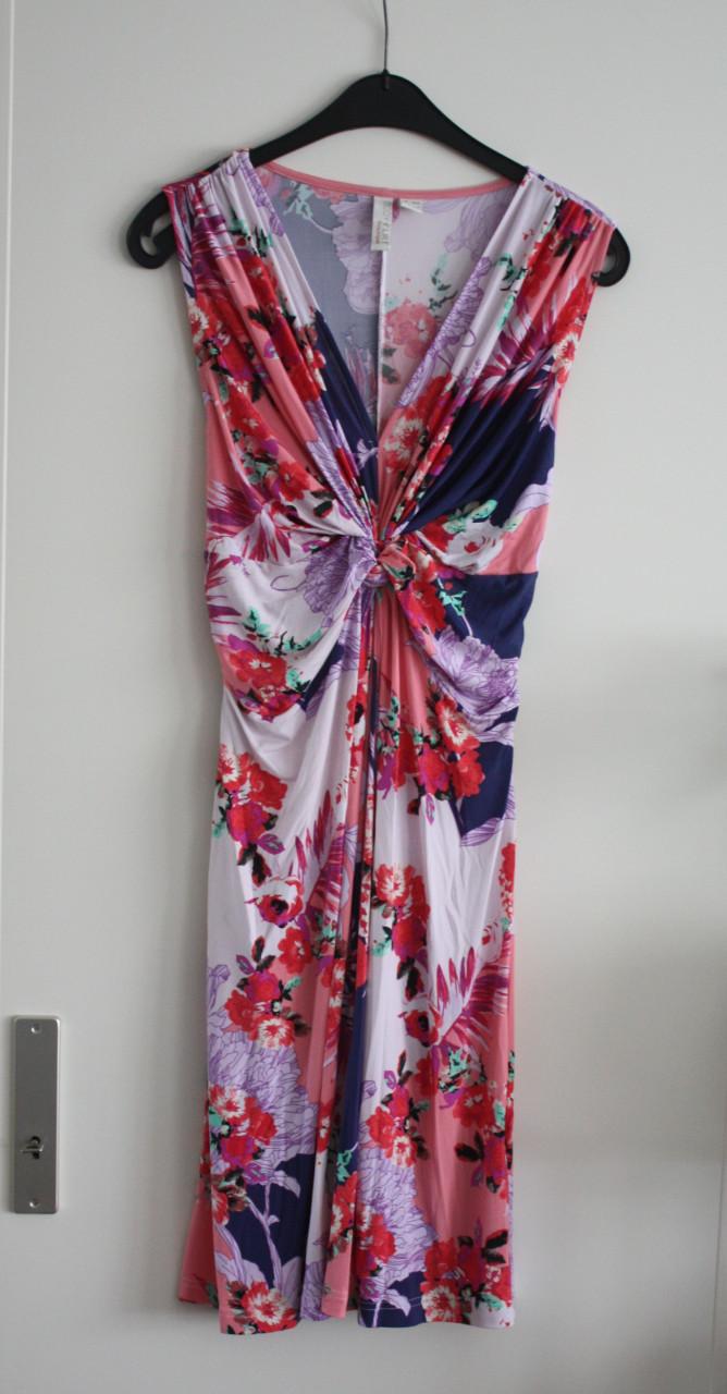 Bloemen jurk maat 40-42