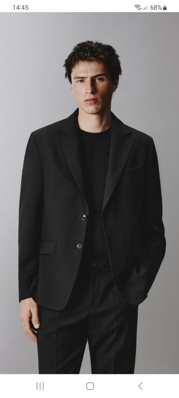 Zara Man Stijlvolle zwarte blazer van 100% wol. Maat M