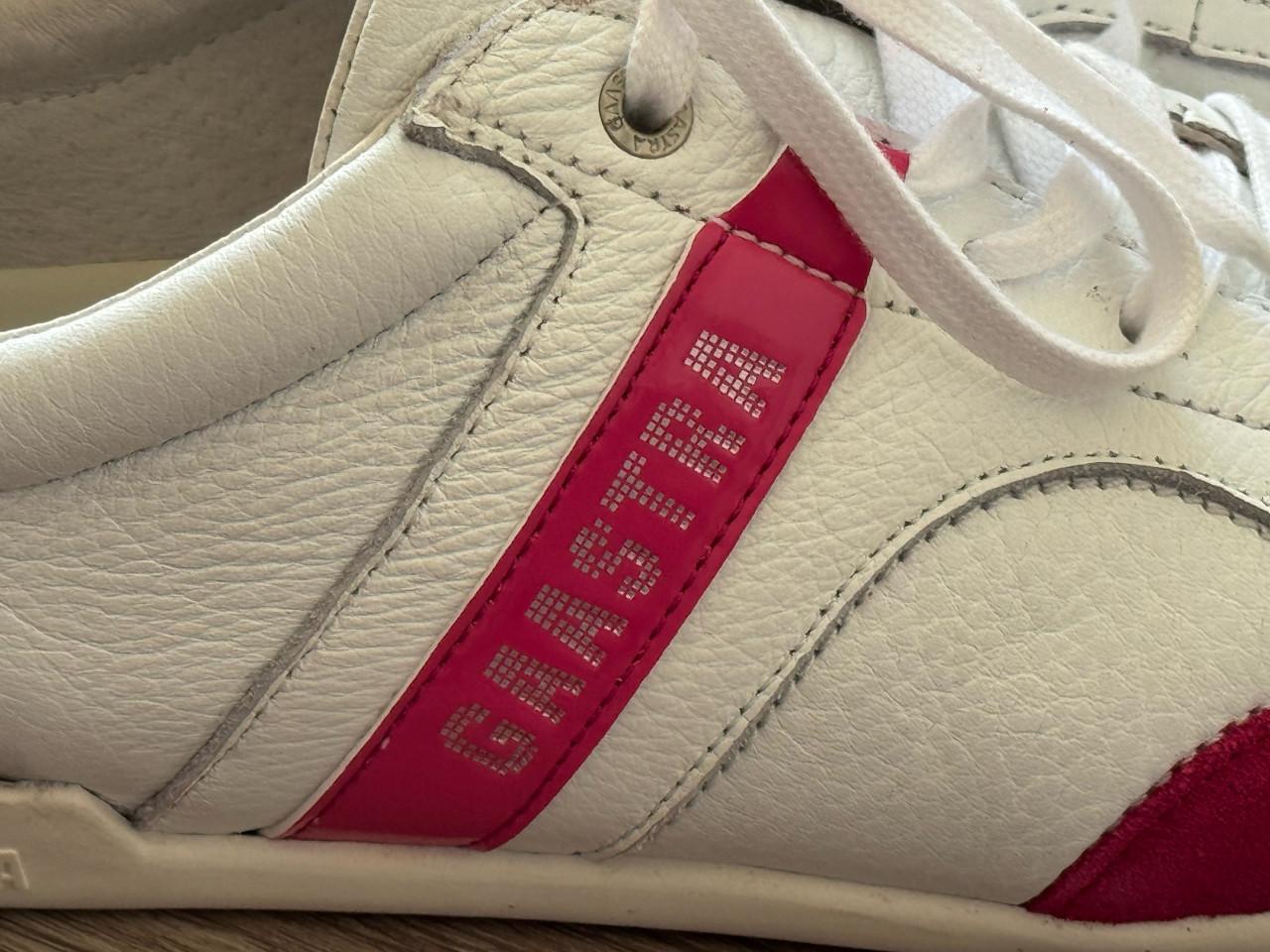Leuke damessneakers van Gaastra in maat 42