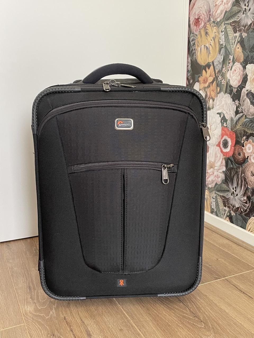 Lowepro roller AW-100