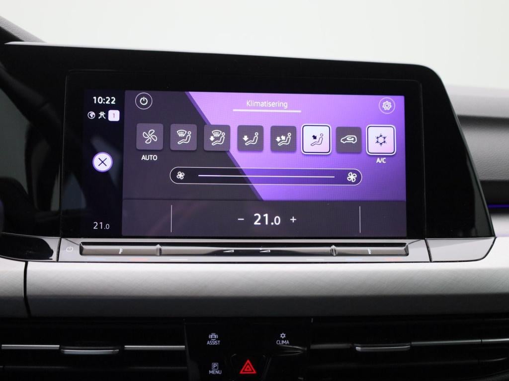 Volkswagen Golf variant 1.0 tsi life | virtual cockpit | sfeer verlichting 