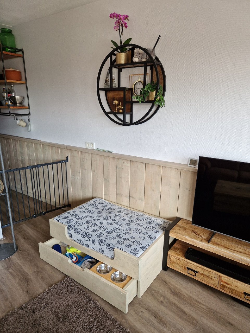 Stoere Hondenmand van Steigerhout + Kussen