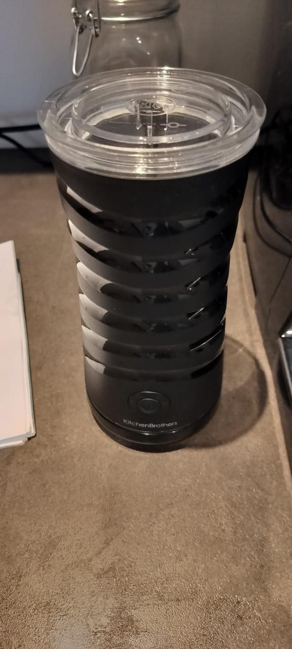 Delonghi Magnifica S + Melkschuimer