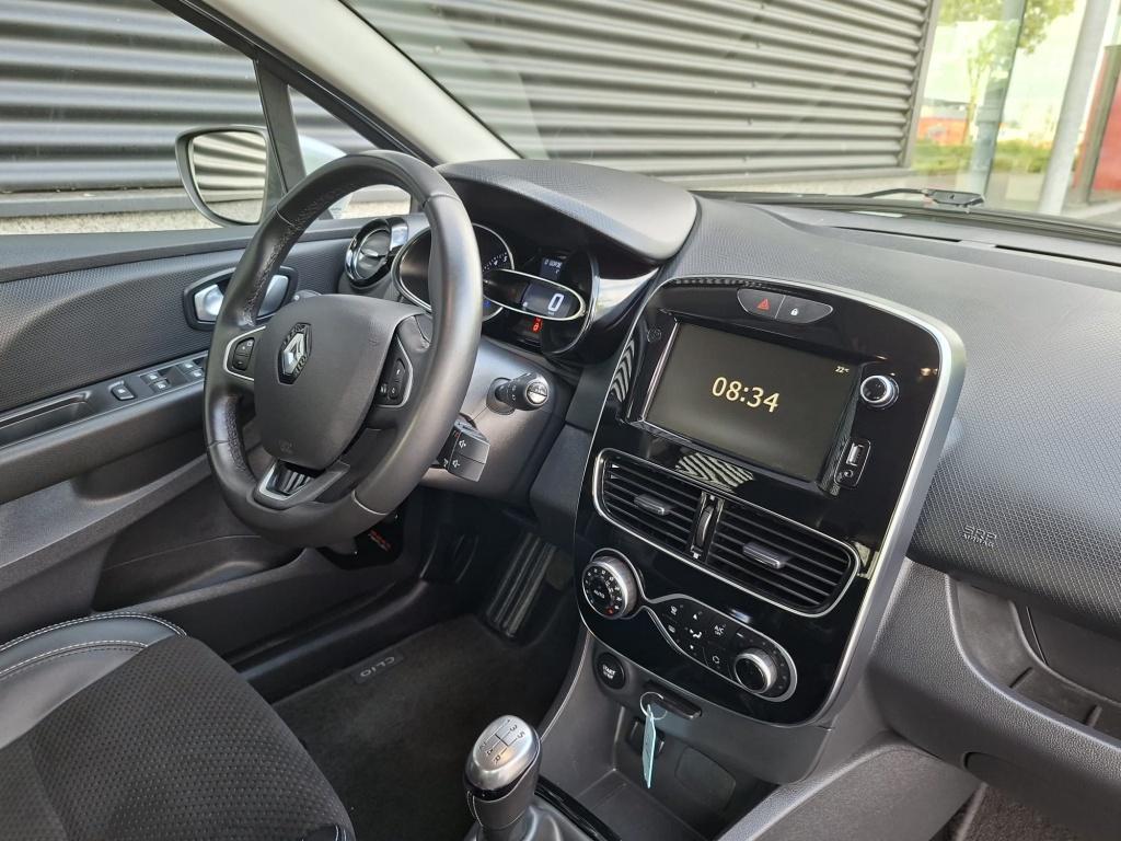Renault Clio estate 0.9 tce intens