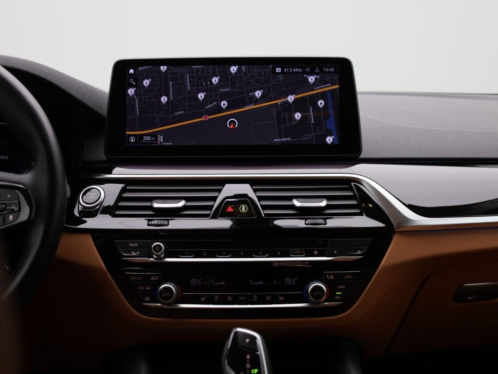 BMW 5 Serie touring 530e executive | automaat | leder | navigatie | stoel v