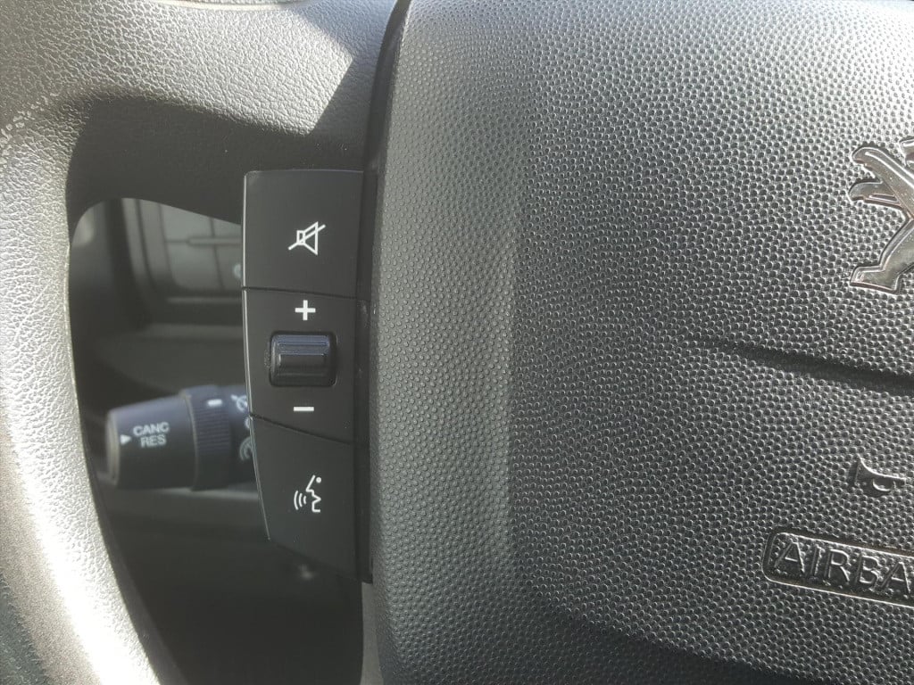 Peugeot Boxer gb 333 hdi-110pk xr profit+ l2h1 3-zits navi | kastinbouw | i