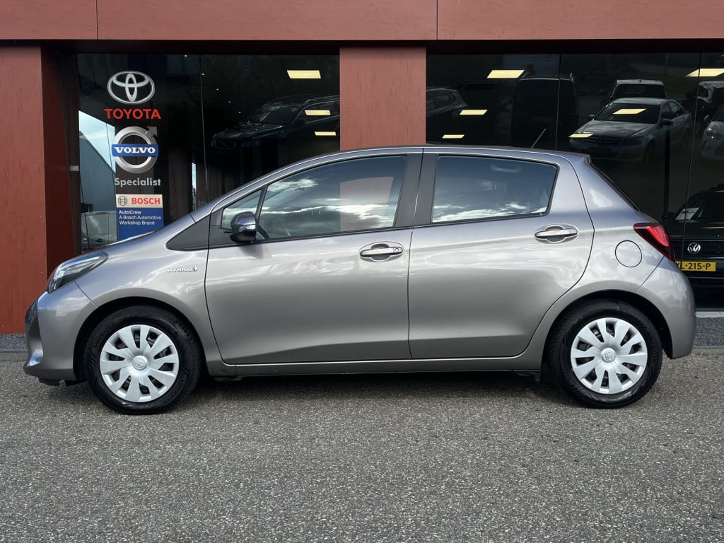 Toyota Yaris 1.5 hybrid aspiration | camera | trekhaak