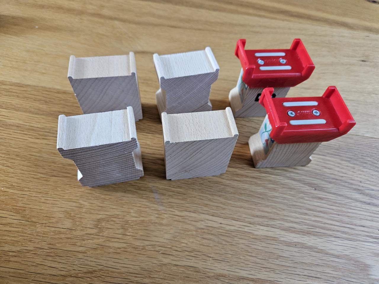 Houten treinbaan Brio en Eichhorn