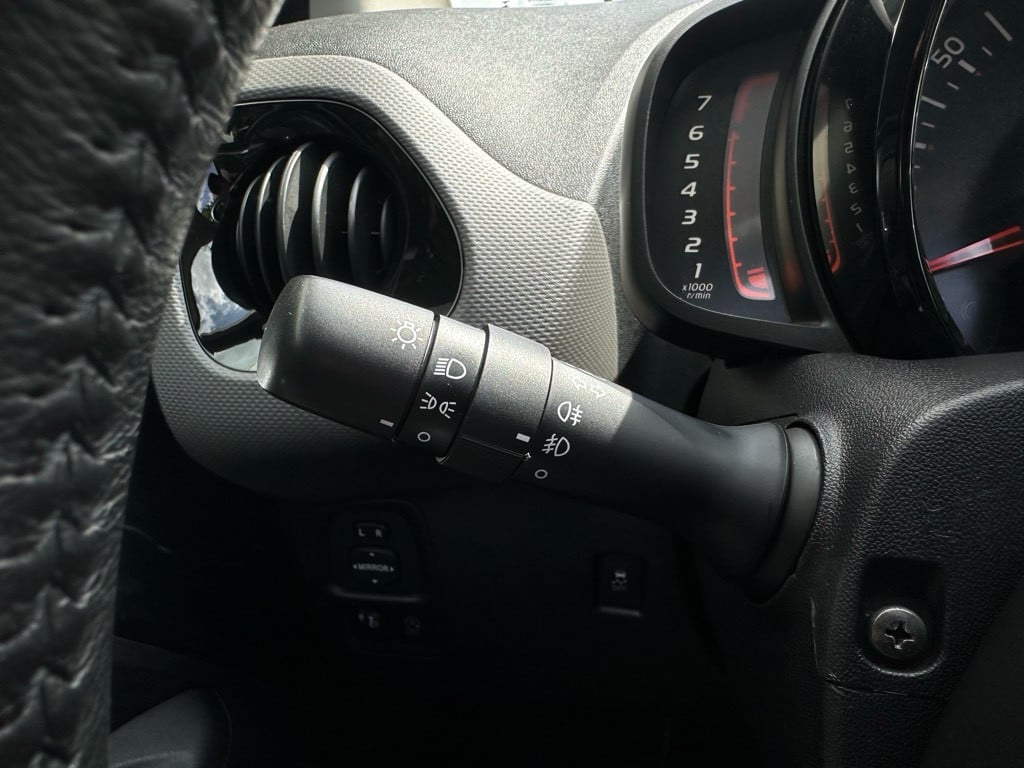 Peugeot 108 1.0 e-vti // cabrio // 13.000km! // veel opties //