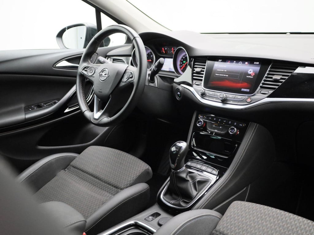 Opel Astra 1.4 innovation | lmv | dab | climate control | half leder | agr 
