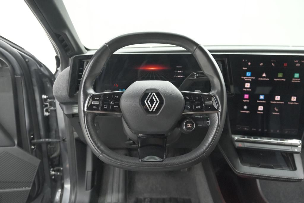 Renault Megane E-tech ev60 optimum charge techno | 95,6% soh | 1 fase | cam