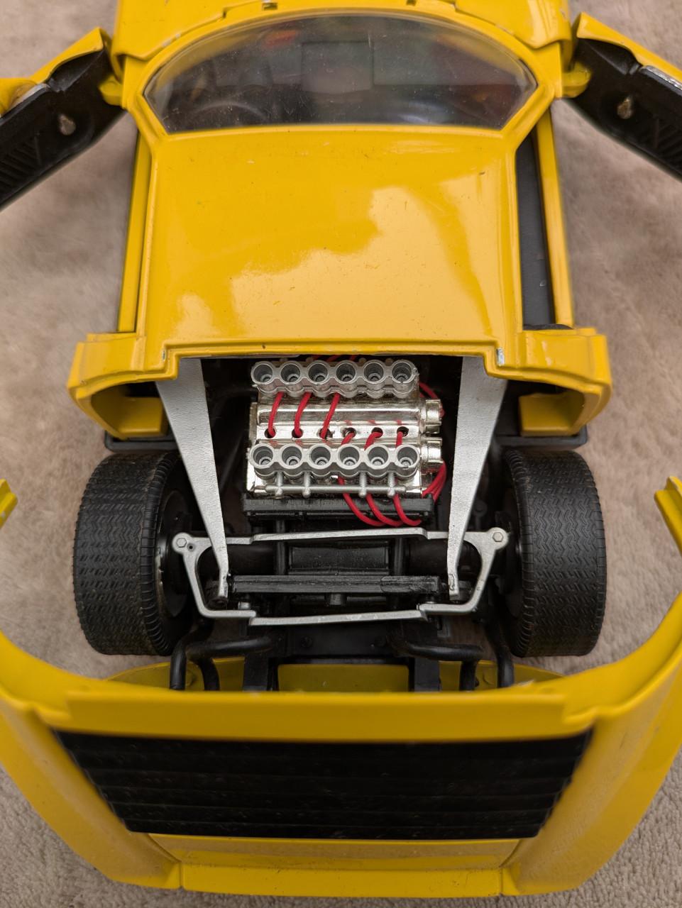 Lamborghini Miura 1:18